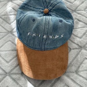 Friends hat